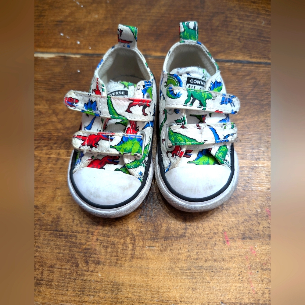 Converse Unisex-Child Chuck Taylor All Star 2v Low Top Sneaker, Infant